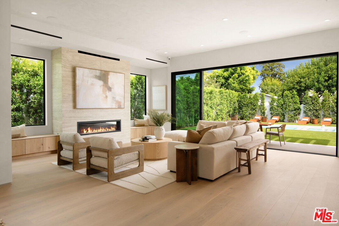 MLS #25614923 image #3