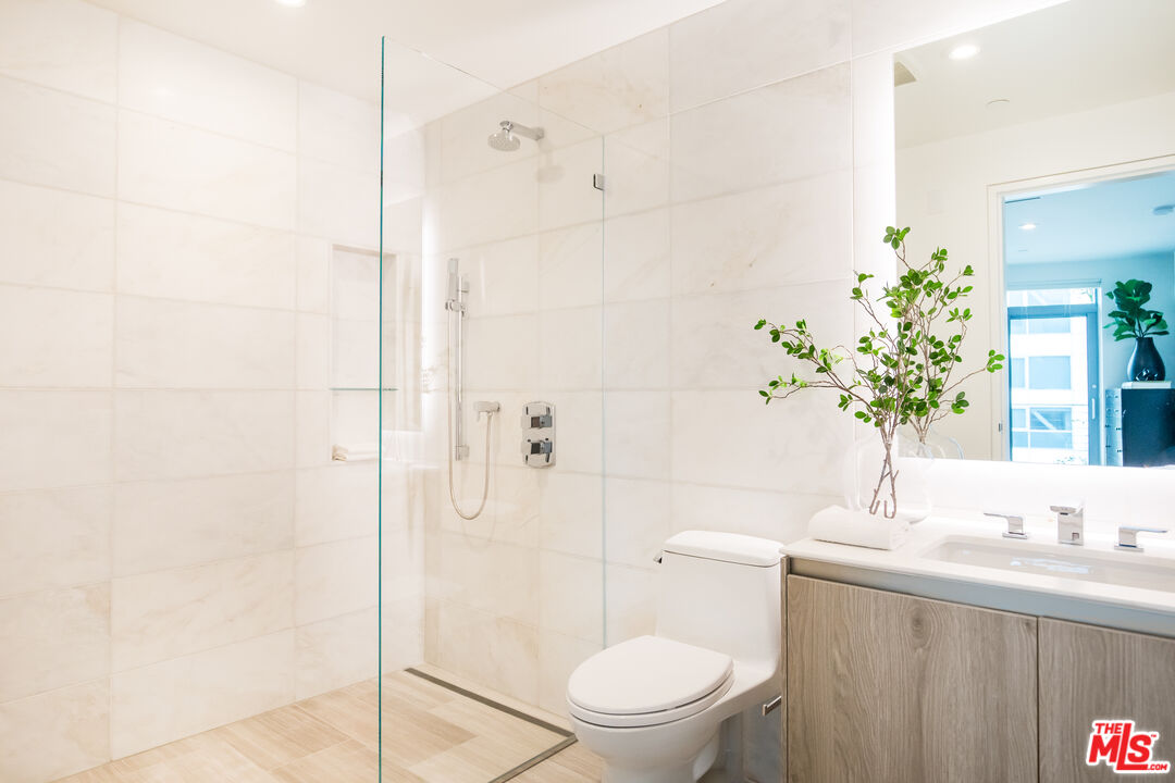 MLS #25614937 image #11