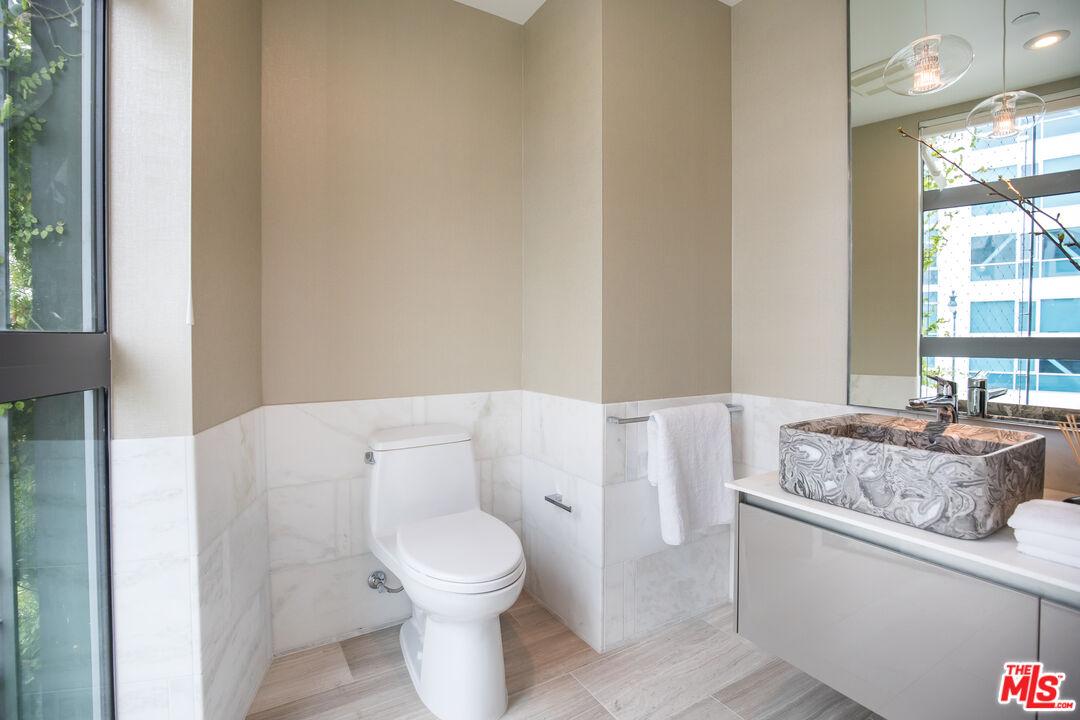 MLS #25614937 image #14