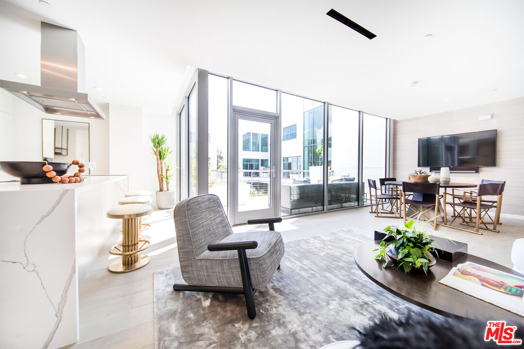 MLS #25614937 image #3