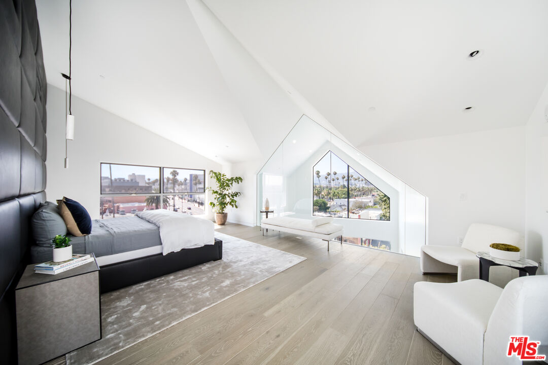 MLS #25614939 image #10