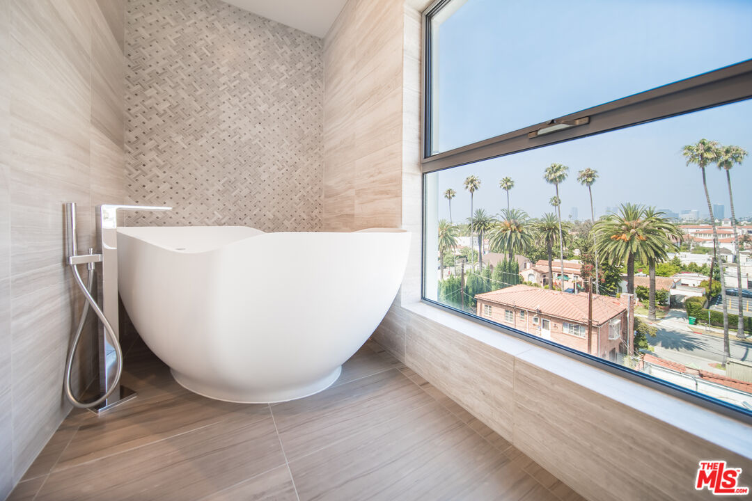 MLS #25614939 image #15