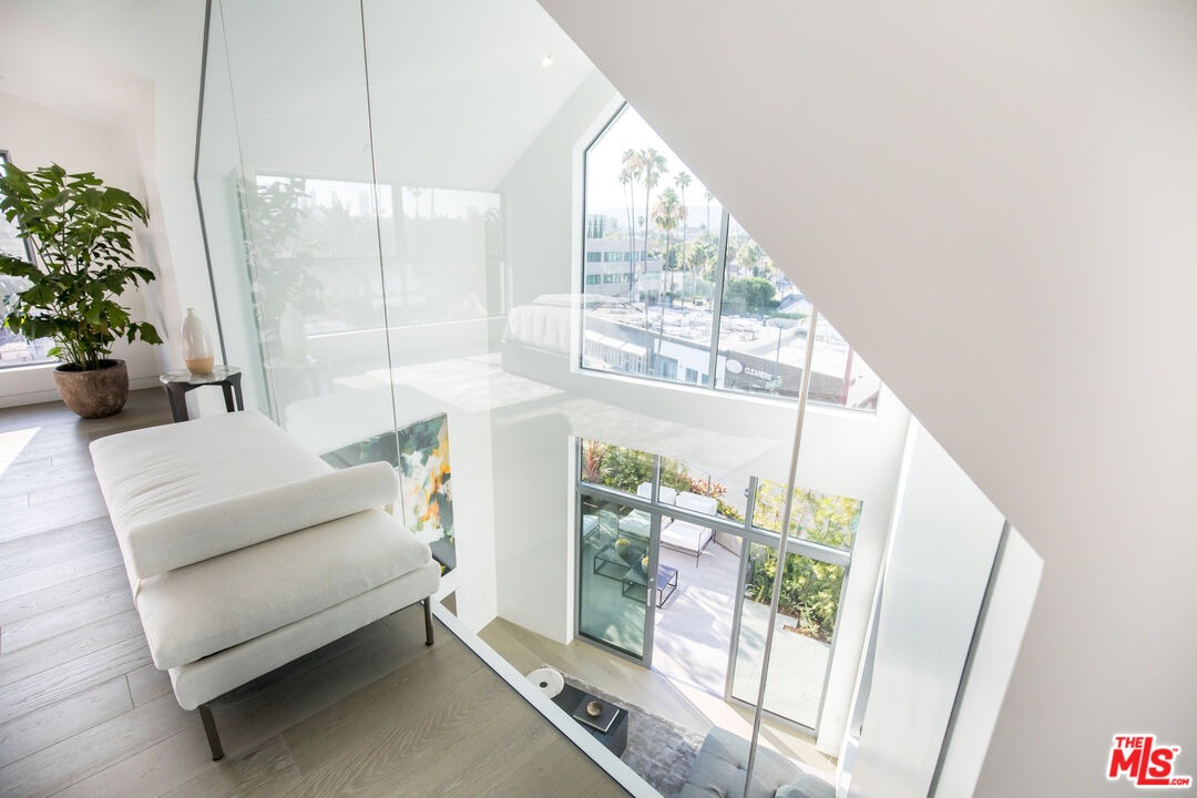 MLS #25614939 image #24