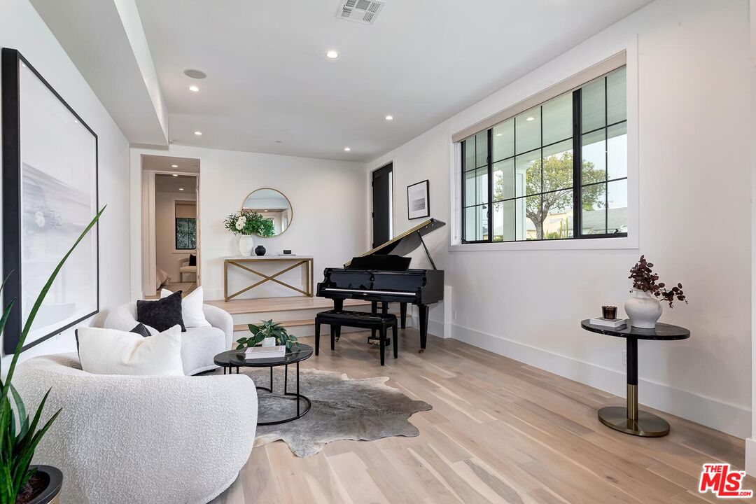 MLS #25614987 image #17