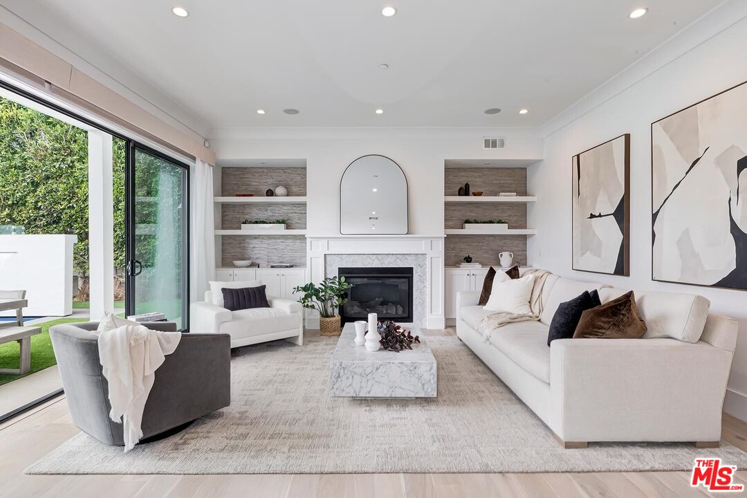 MLS #25614987 image #2