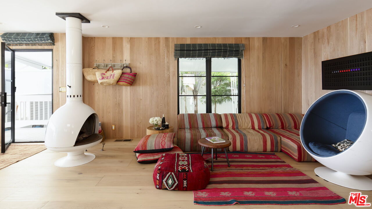 MLS #25614989 image #14