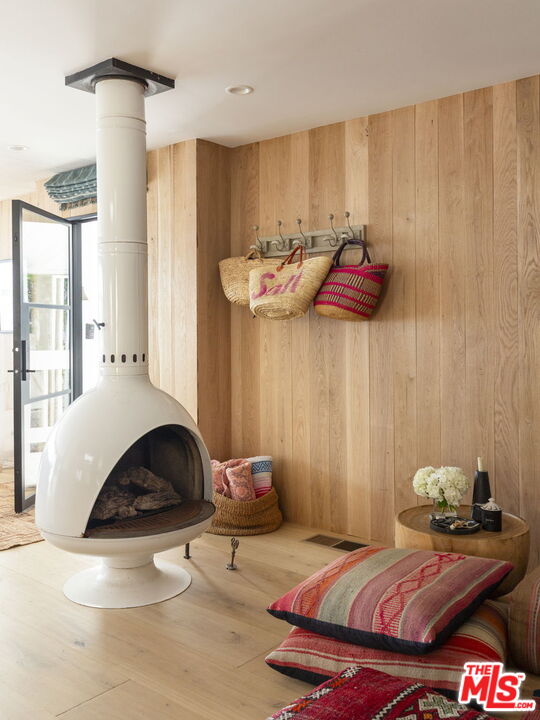 MLS #25614989 image #15