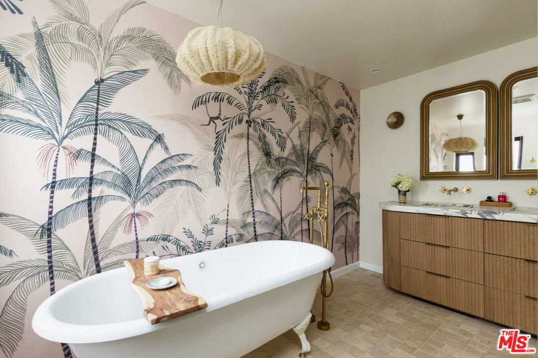 MLS #25614989 image #17