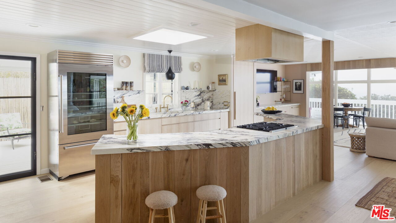 MLS #25614989 image #1