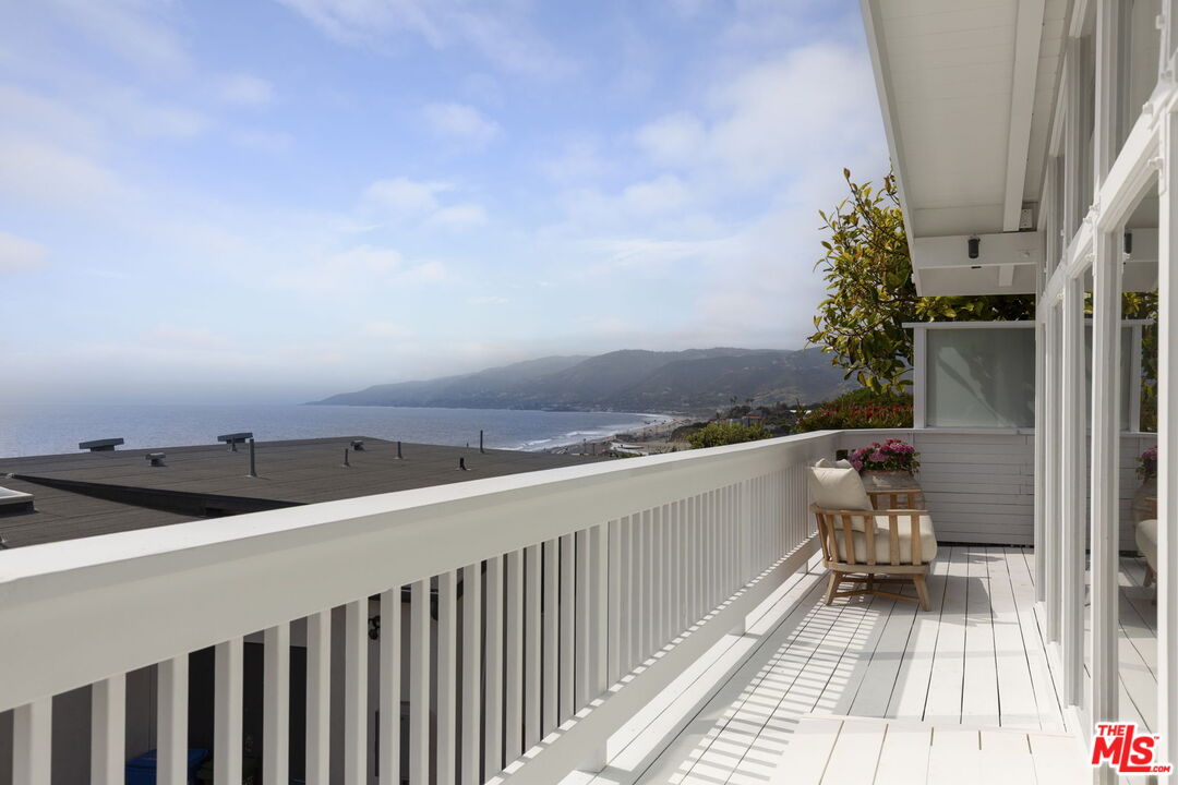 MLS #25614989 image #3