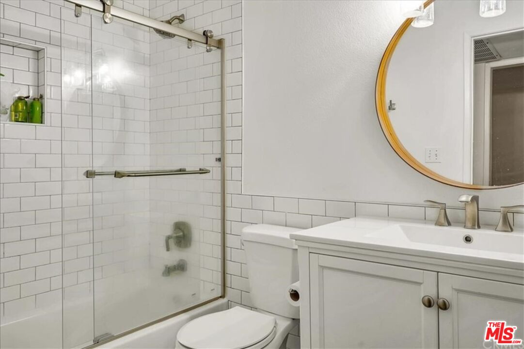 MLS #25615003 image #25