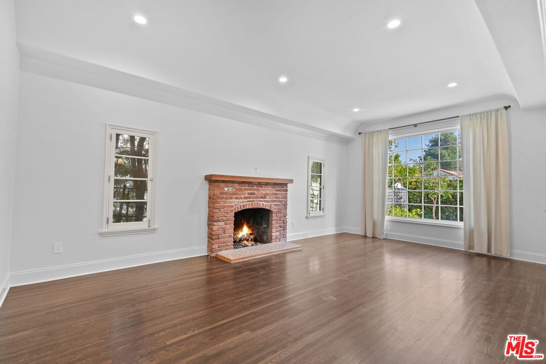 MLS #25615007 image #4