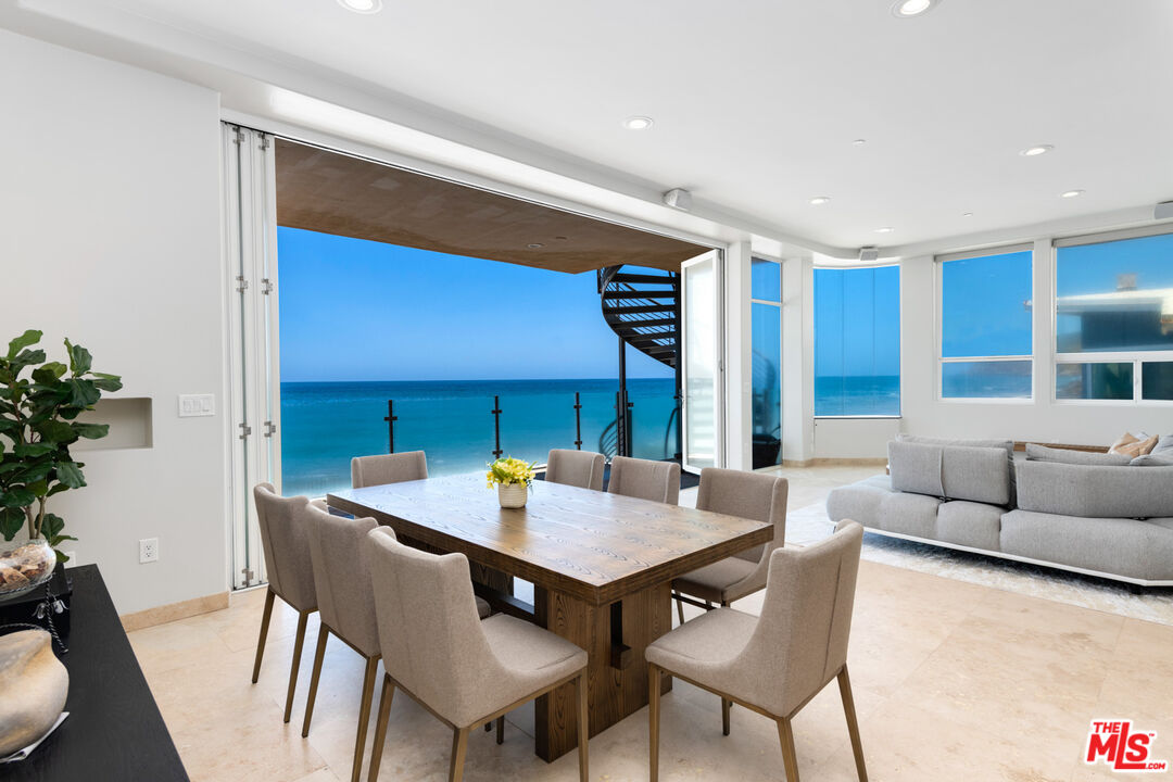 MLS #25615043 image #9