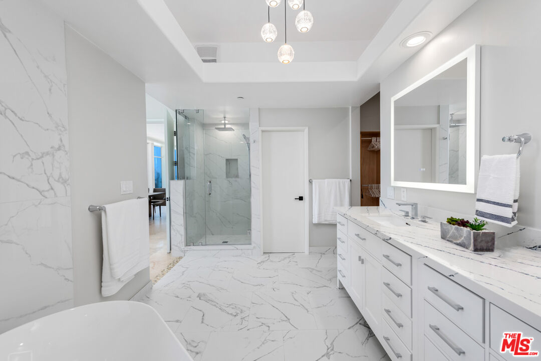 MLS #25615043 image #13