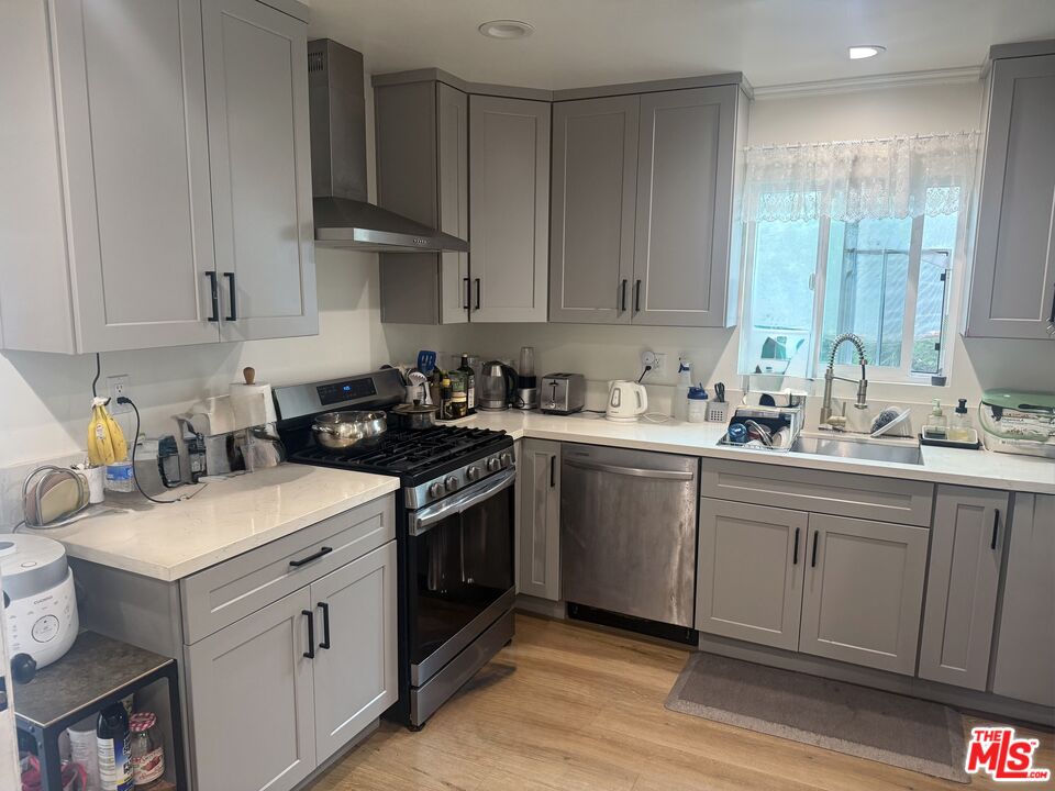 MLS #25615113 image #1