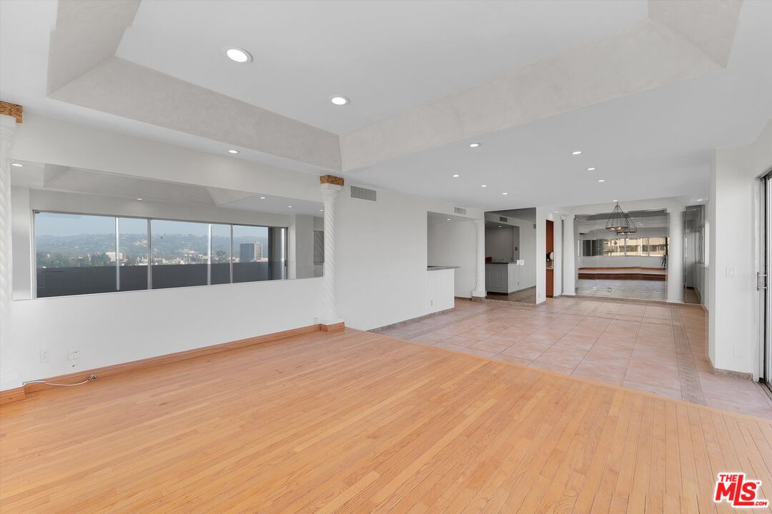 MLS #25615275 image #11