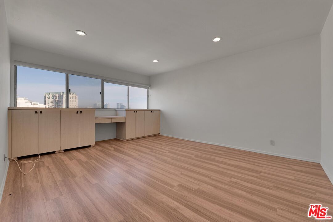 MLS #25615275 image #15