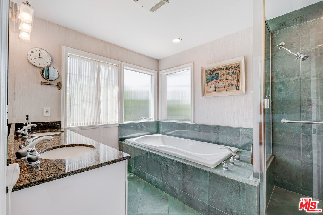 MLS #25615281 image #14