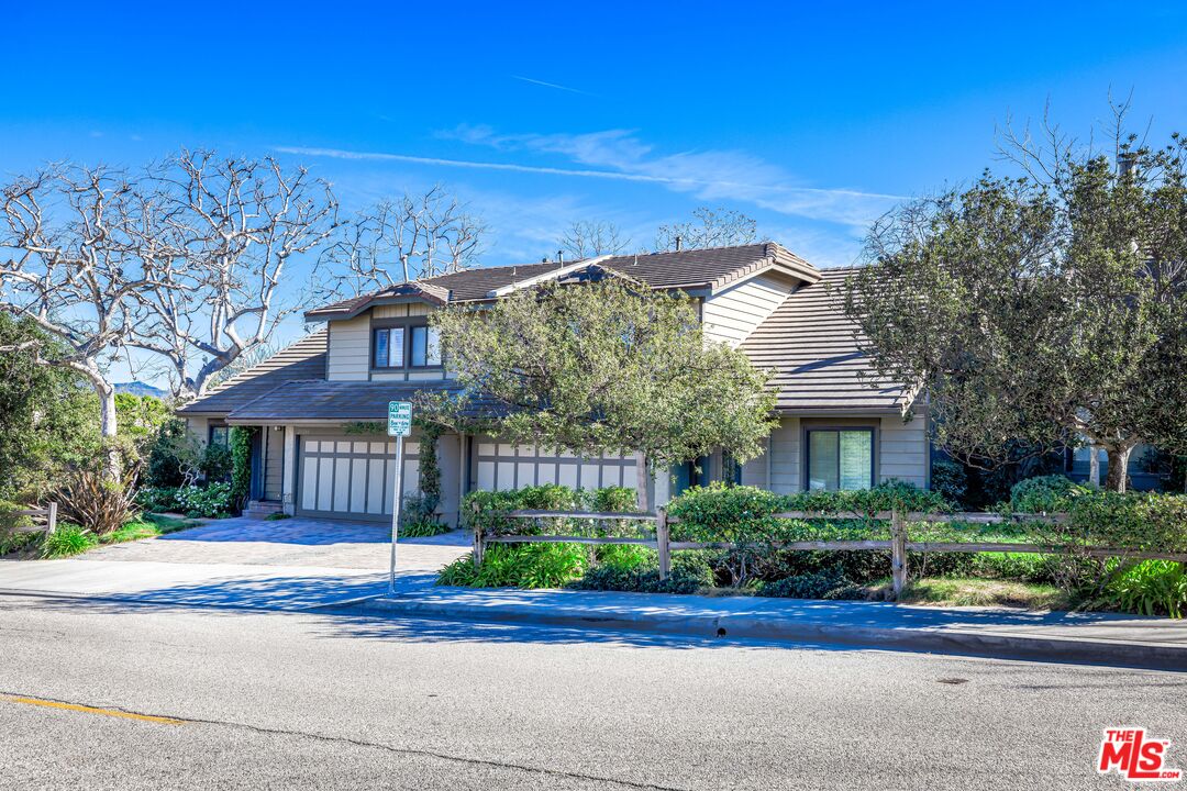 MLS #25615313 image #0