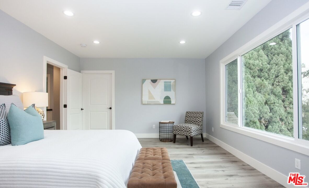 MLS #25615319 image #16