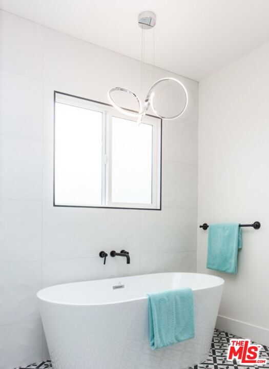 MLS #25615319 image #22