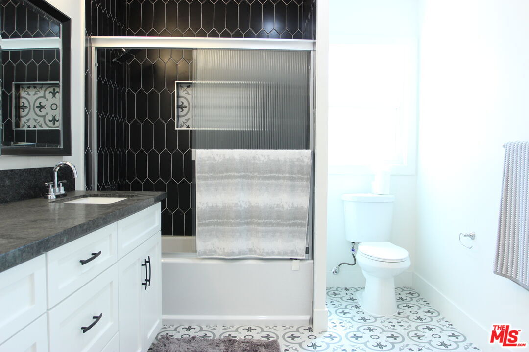 MLS #25615319 image #30