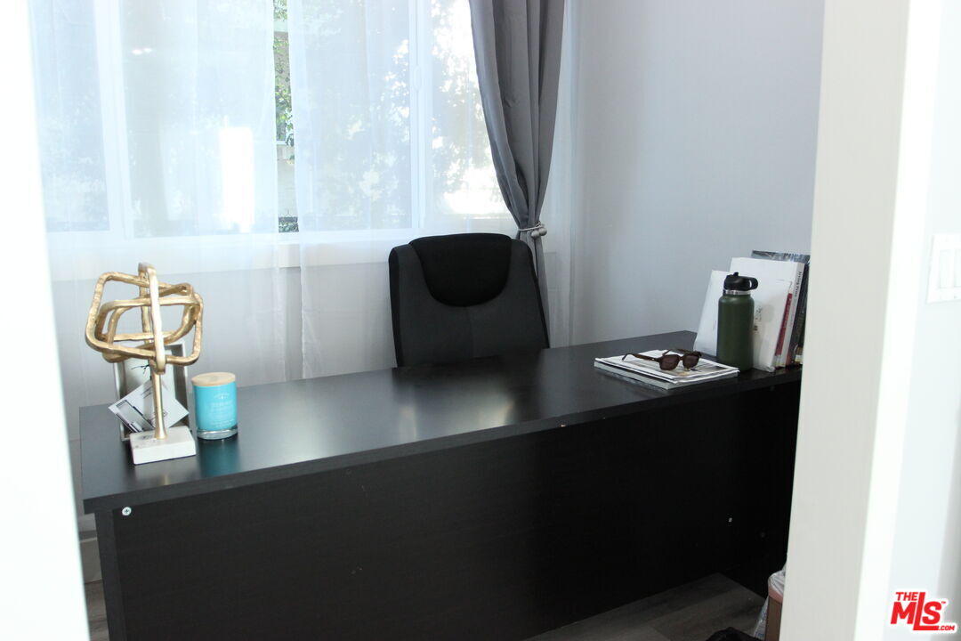 MLS #25615319 image #33