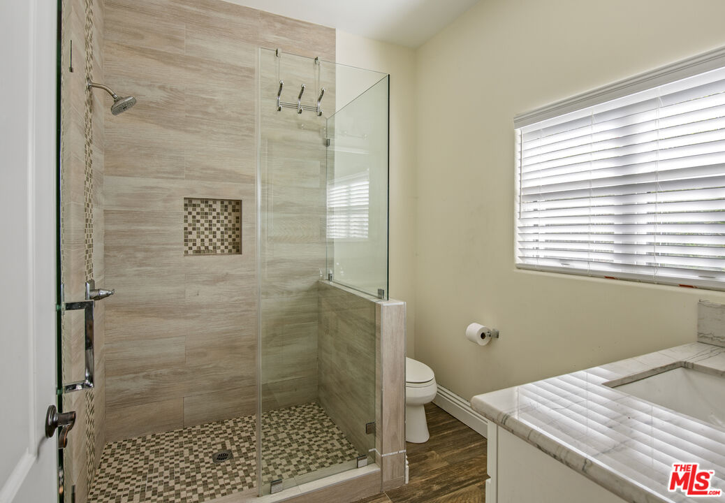 MLS #25615329 image #21