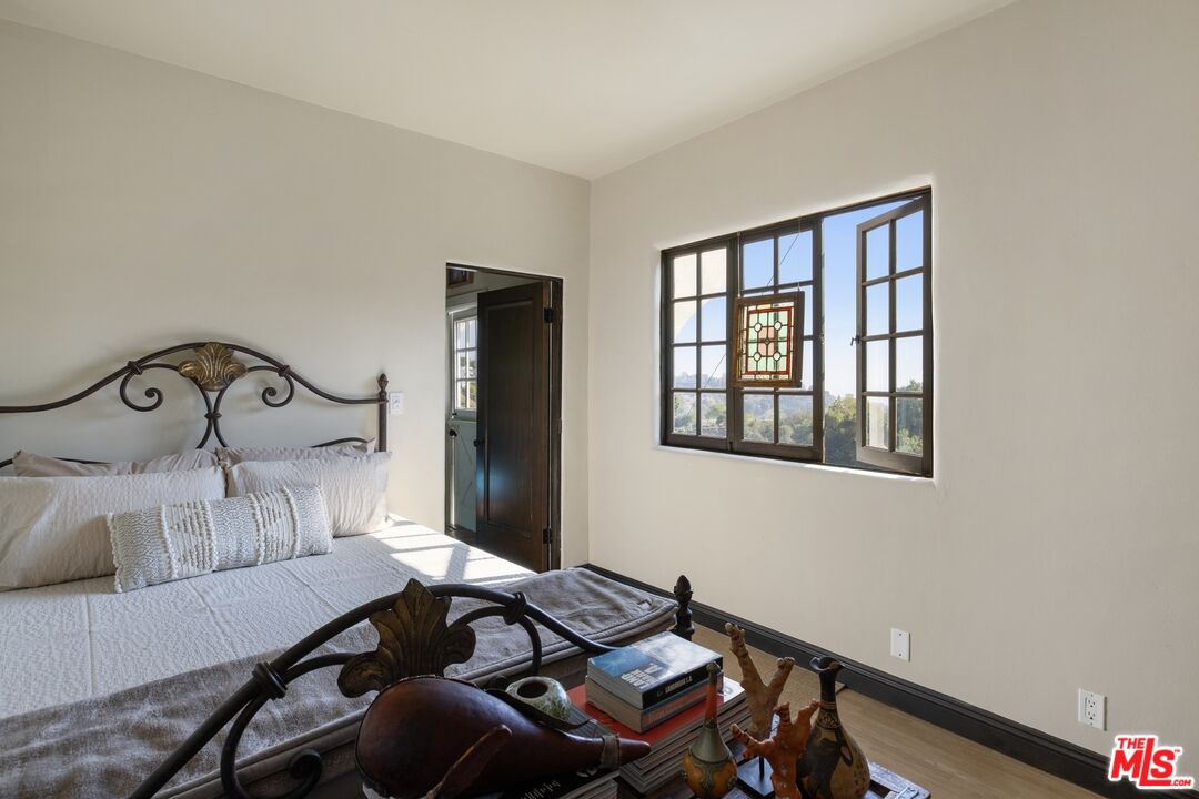 MLS #25615369 image #13