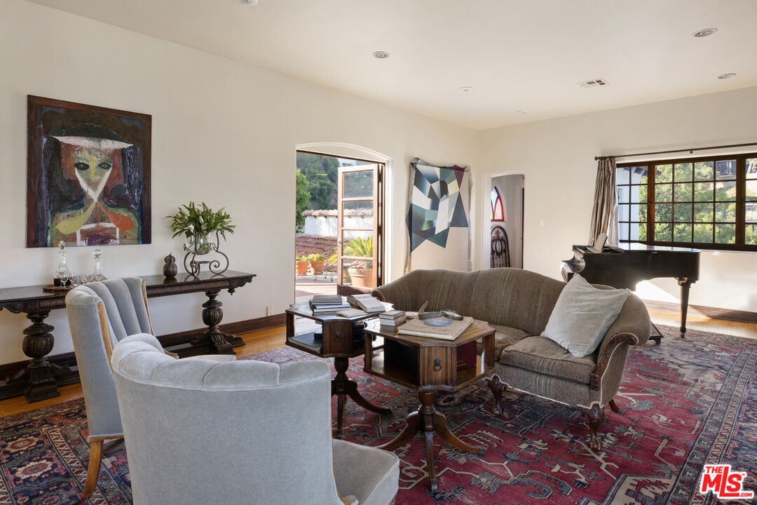 MLS #25615369 image #18