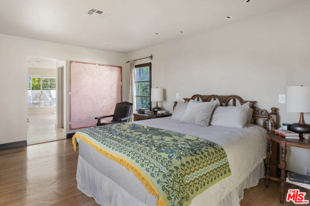 MLS #25615369 image #21