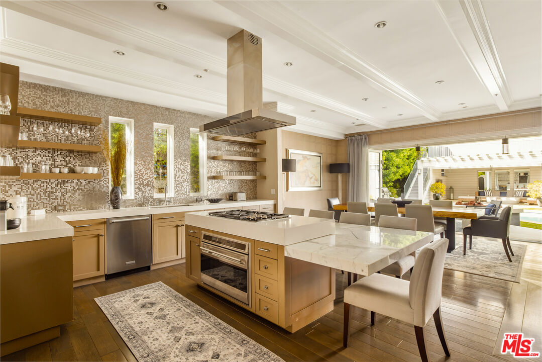 MLS #25615389 image #8