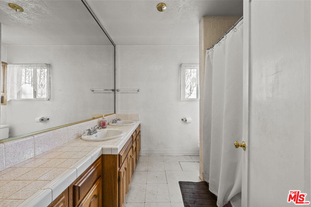 MLS #25615427 image #17