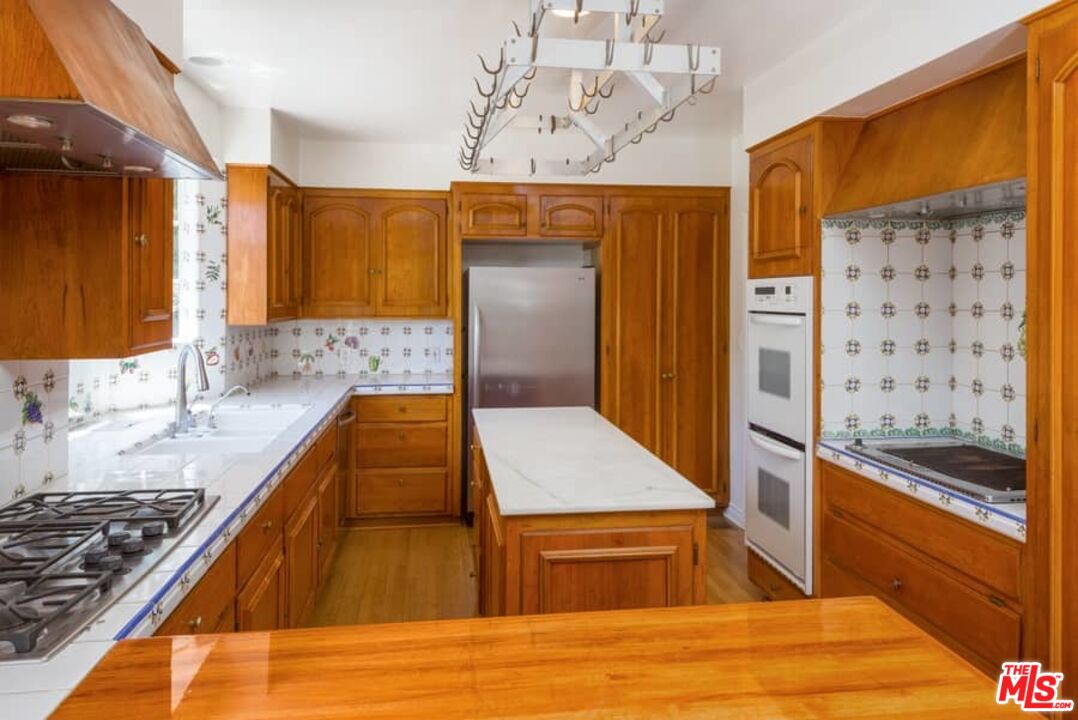 MLS #25615483 image #21