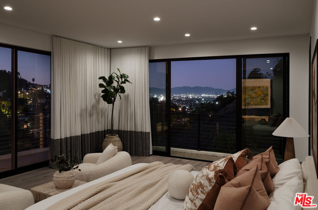 MLS #25615609 image #16