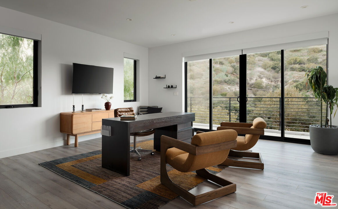 MLS #25615609 image #26