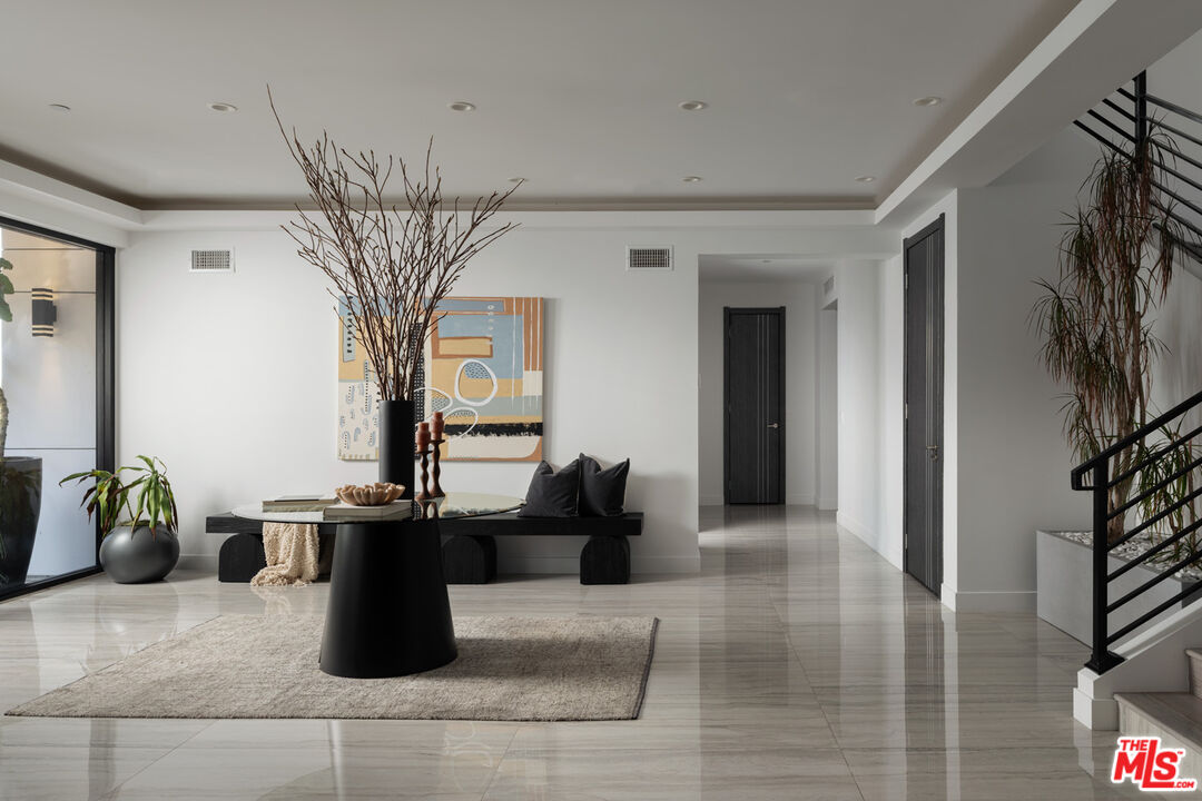 MLS #25615609 image #3