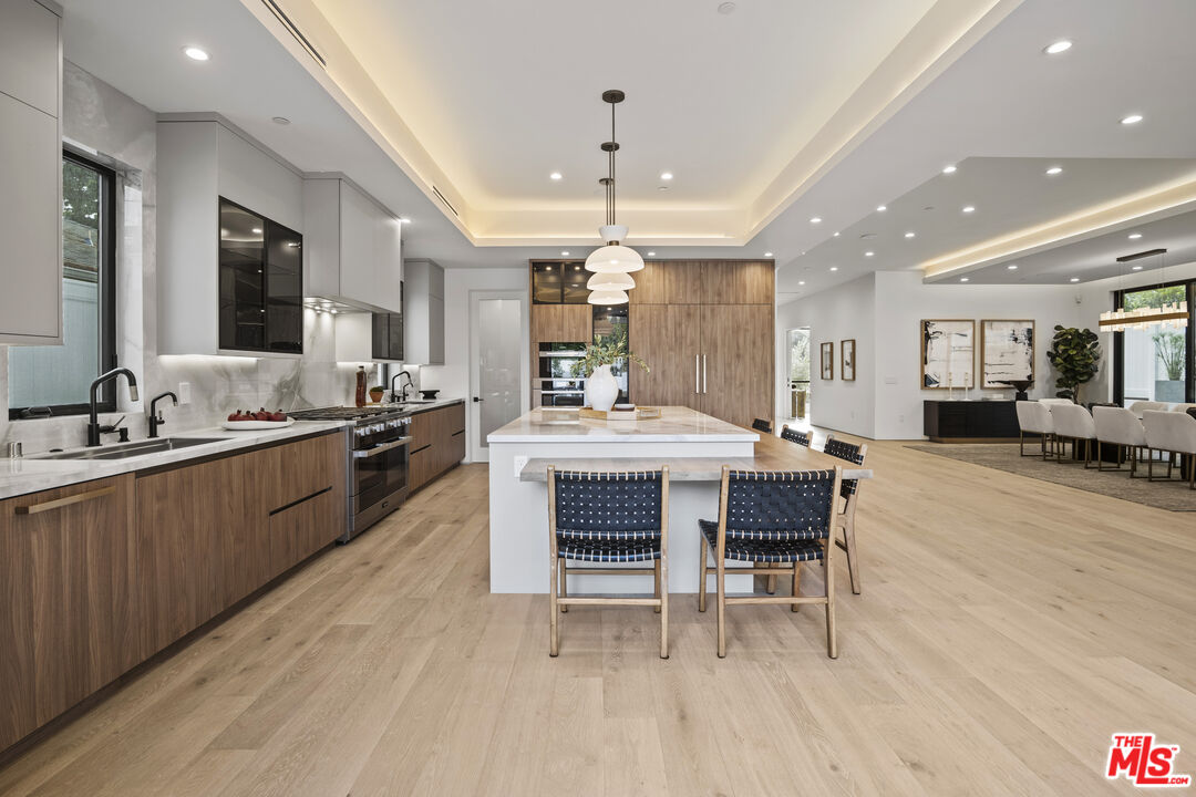 MLS #25615619 image #3