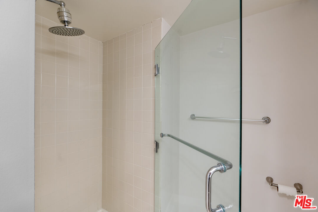 MLS #25615699 image #17