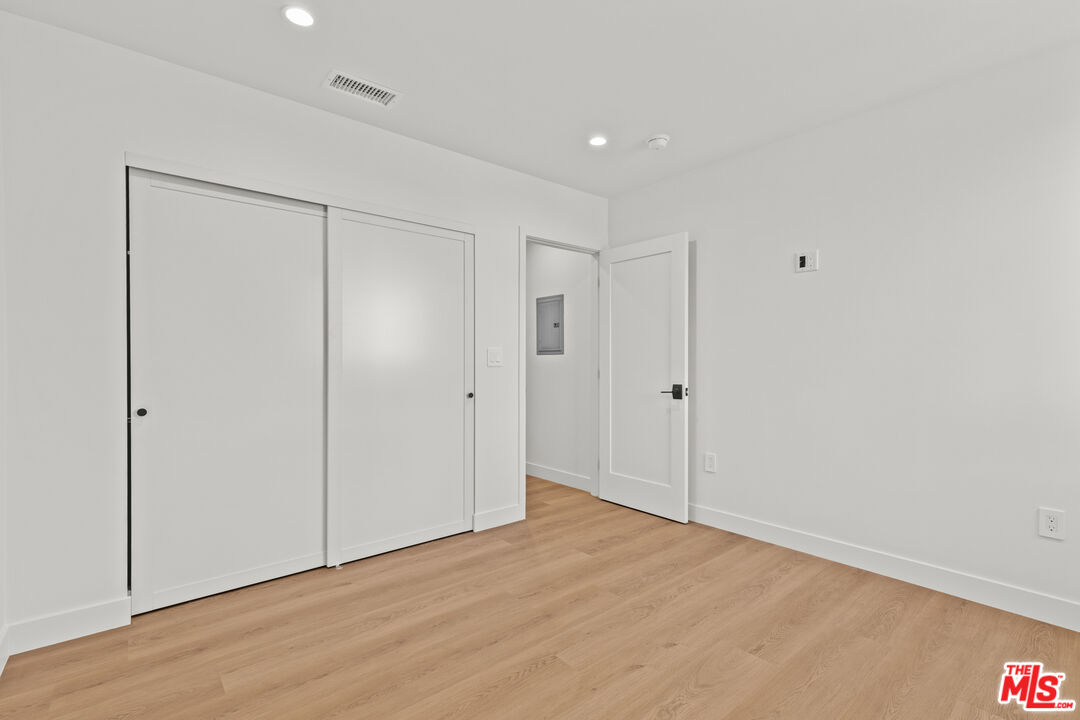 MLS #25615703 image #14