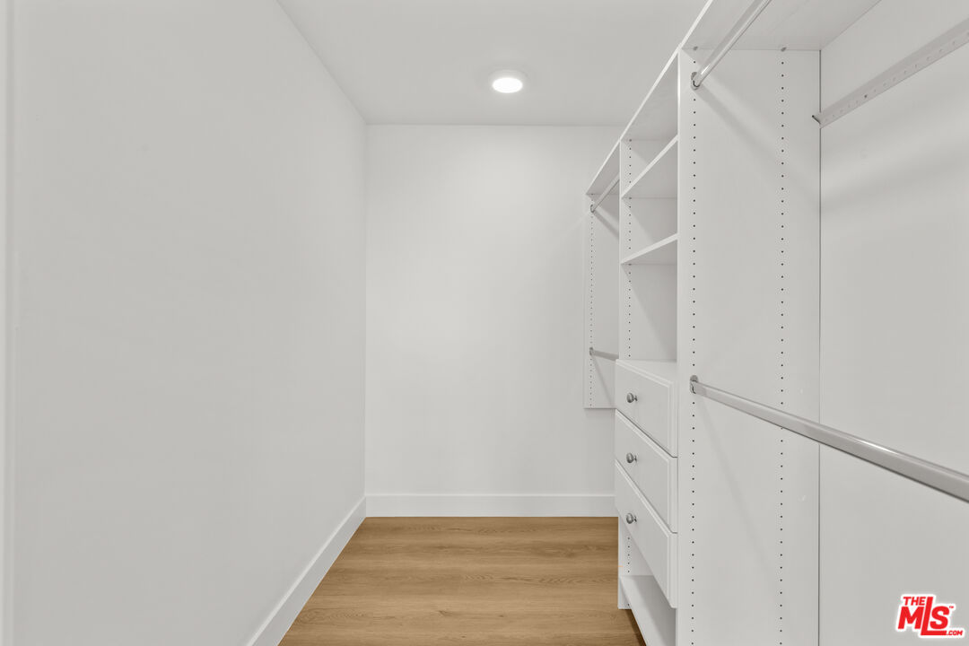 MLS #25615703 image #22