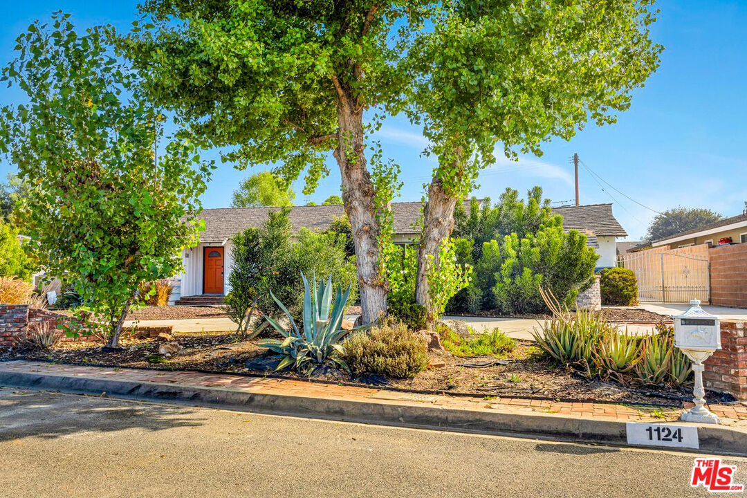 MLS #25615731 image #18