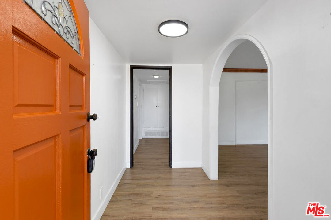 MLS #25615731 image #24