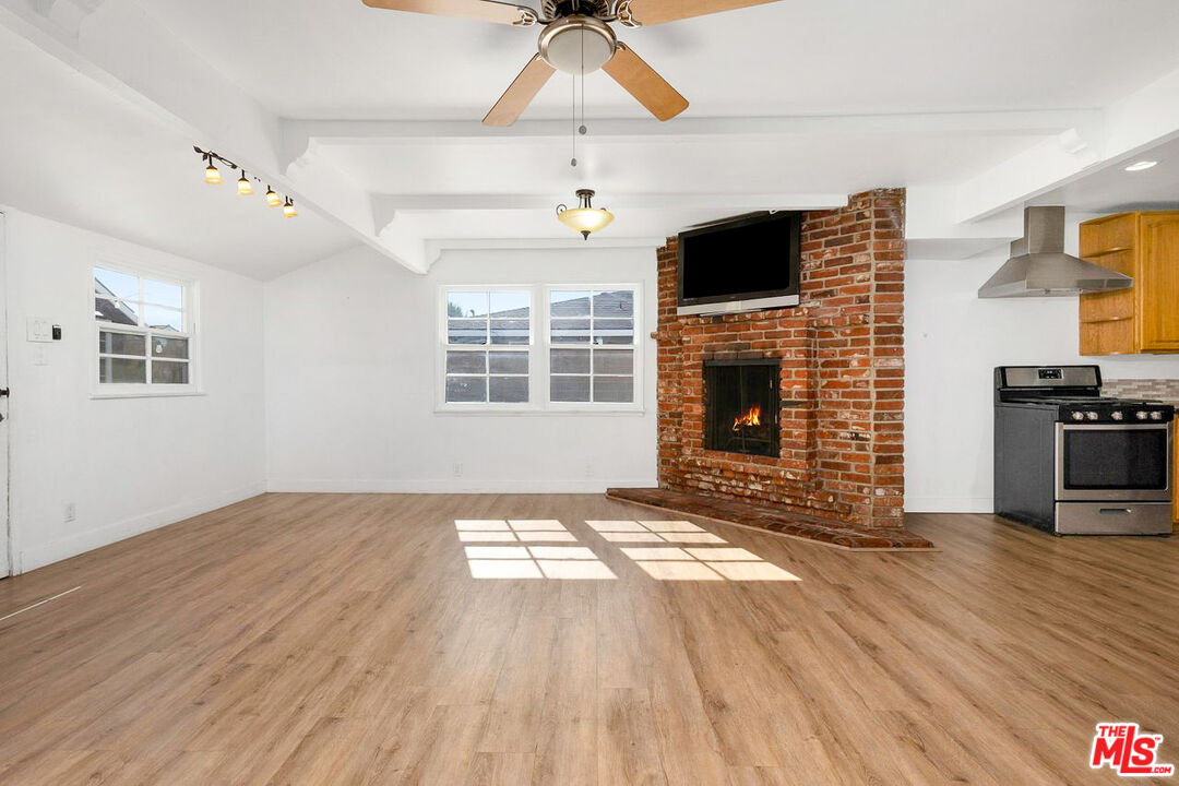 MLS #25615731 image #27