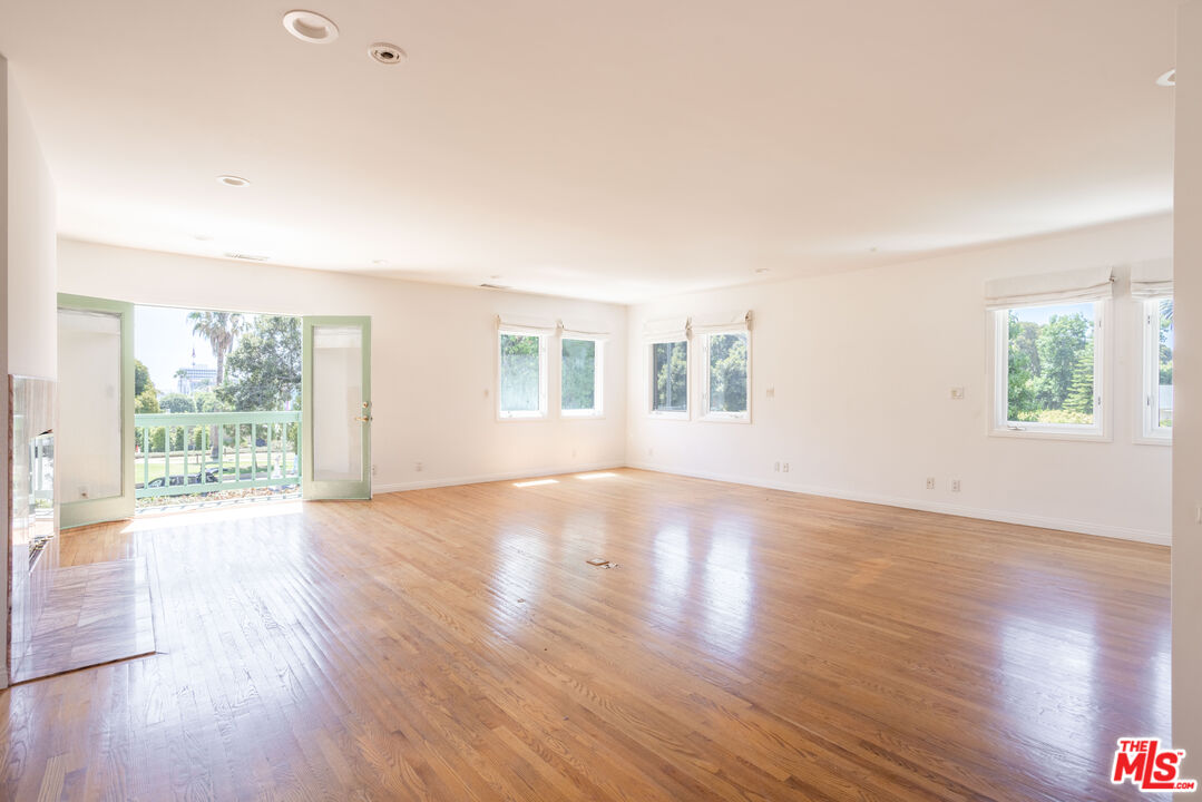 MLS #25615747 image #14