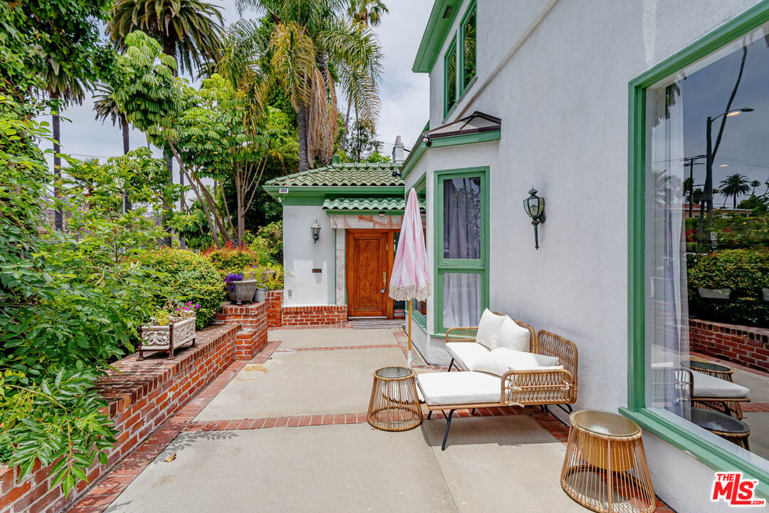 MLS #25615747 image #2