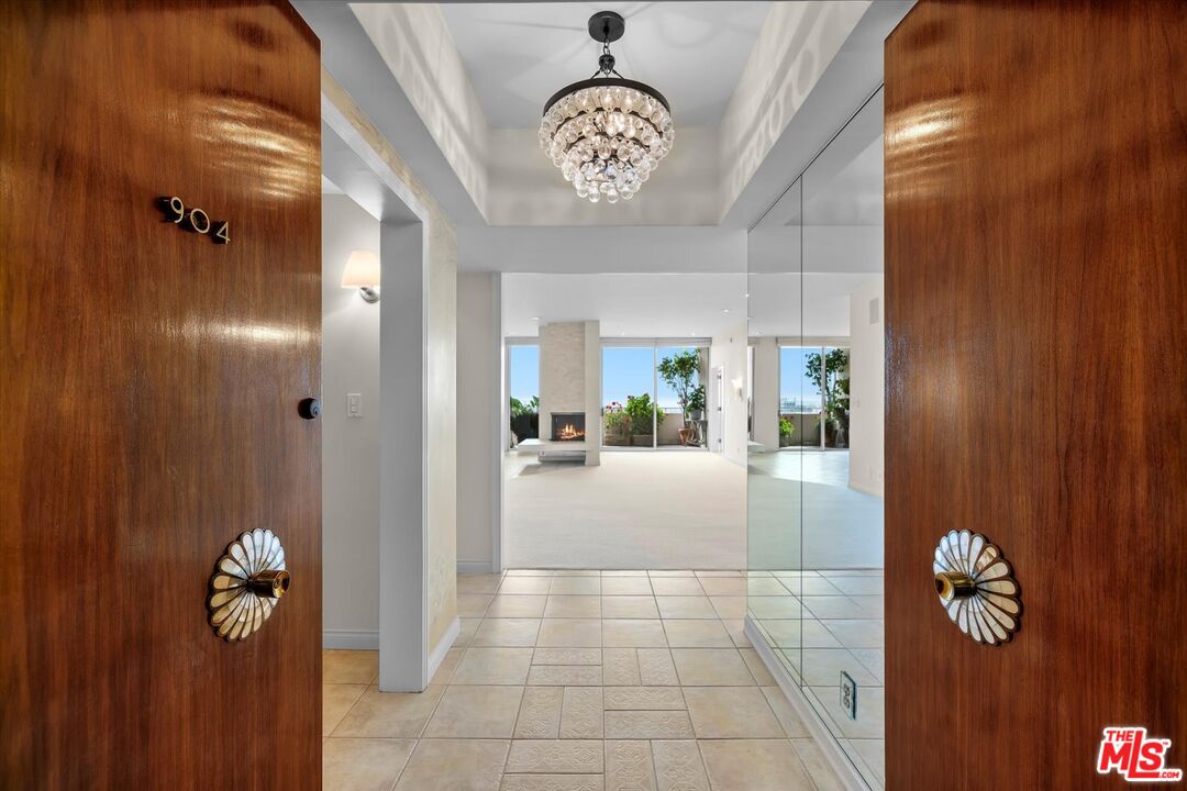 MLS #25615761 image #1