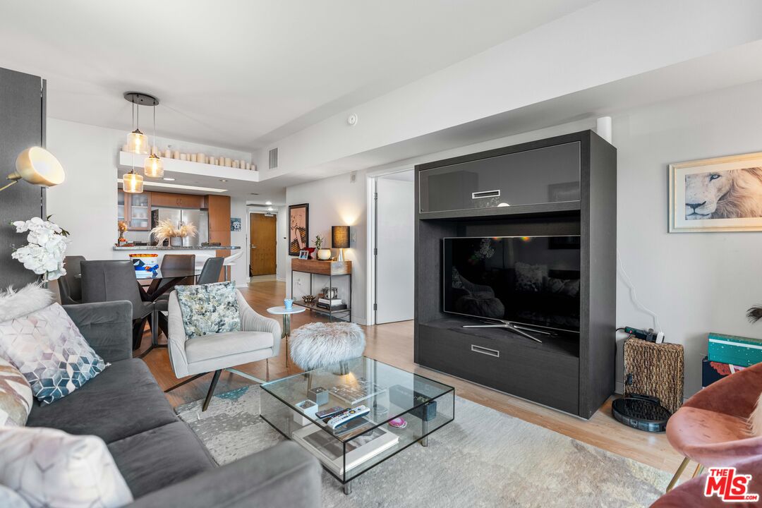 MLS #25615803 image #3