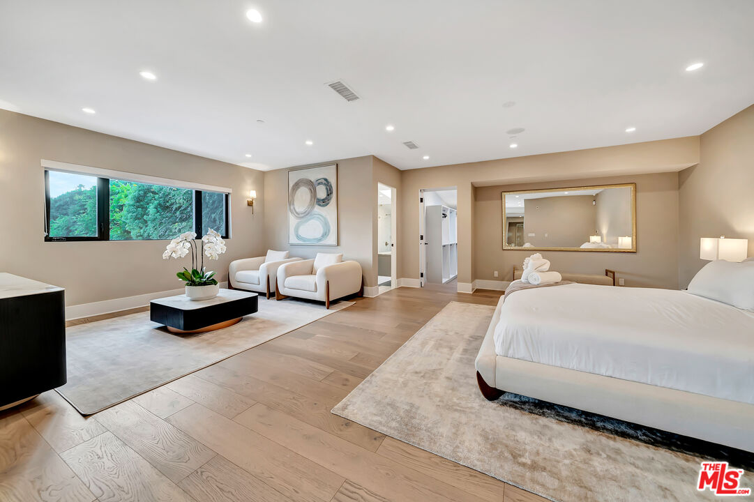 MLS #25615823 image #14