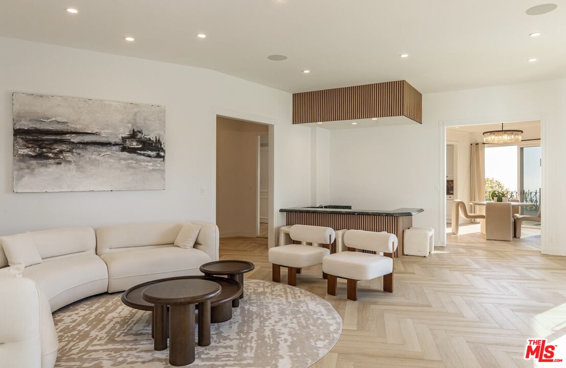 MLS #25615835 image #10